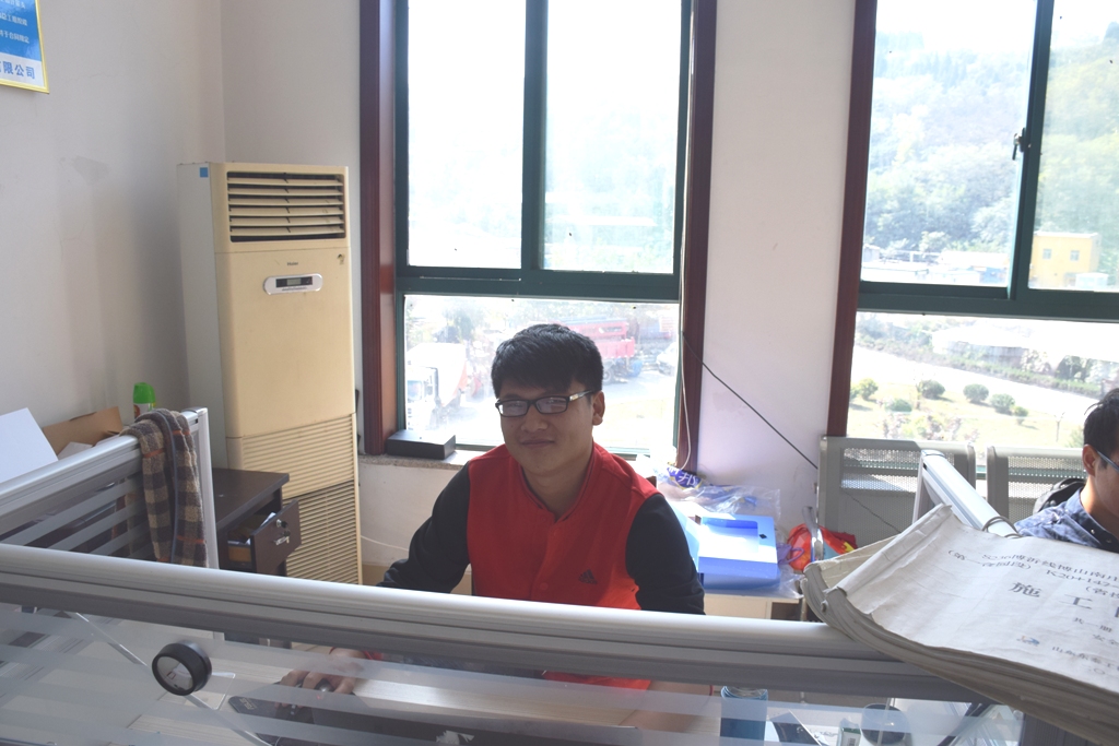 香港正版六台盒宝典资料大全