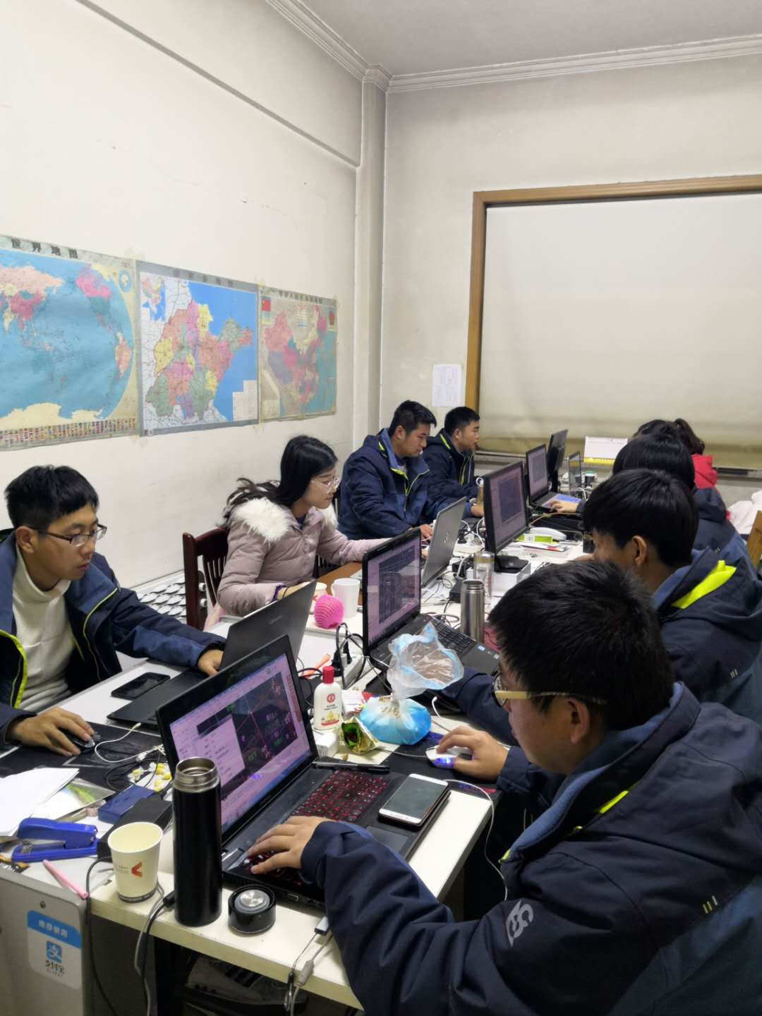 香港正版六台盒宝典资料大全