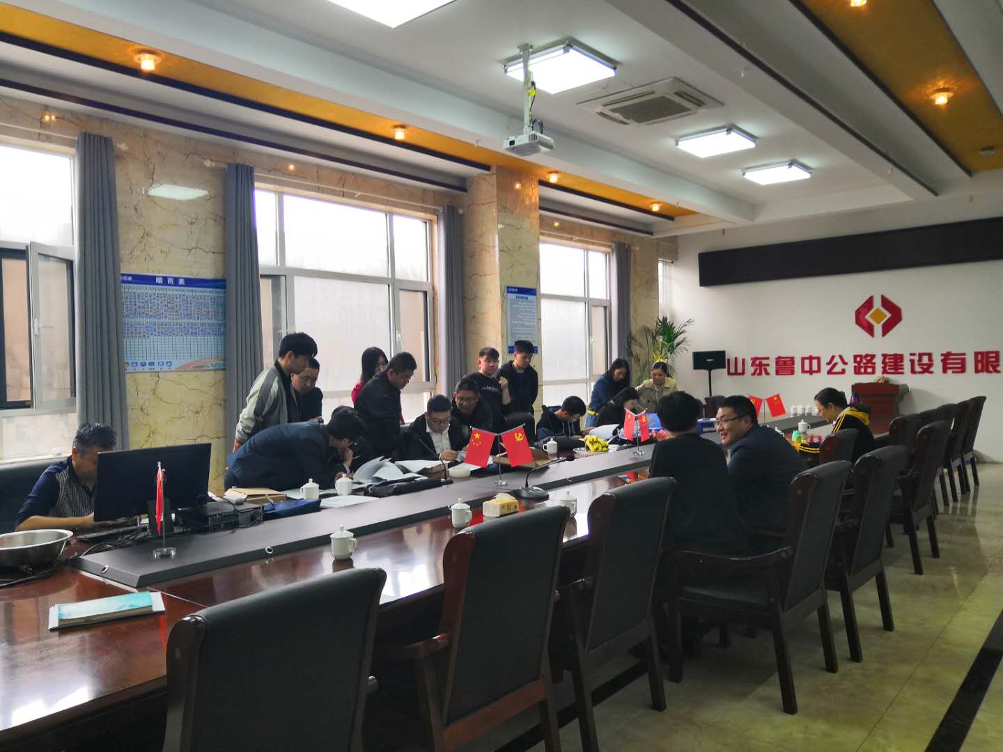 香港正版六台盒宝典资料大全
