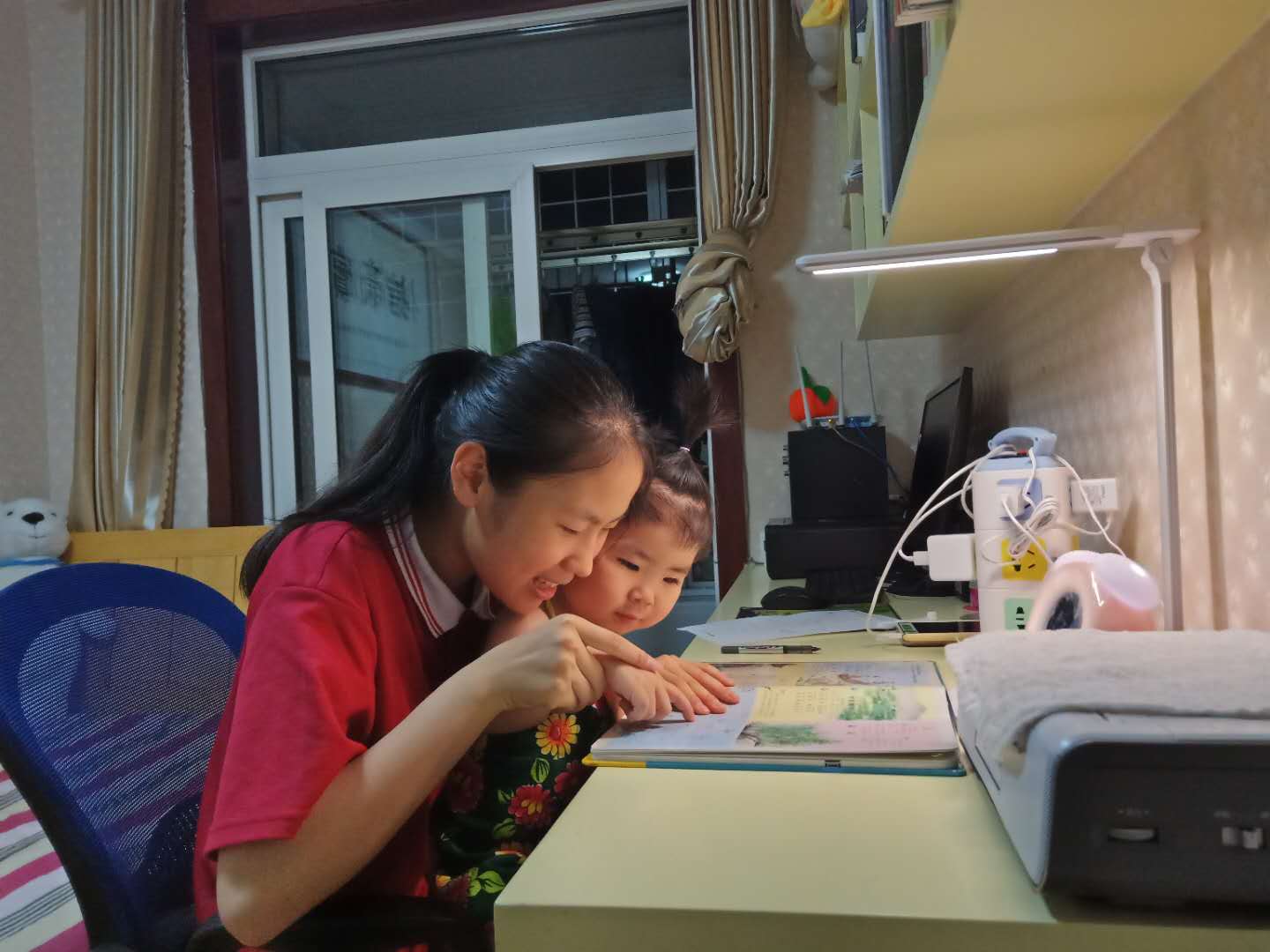 香港正版六台盒宝典资料大全