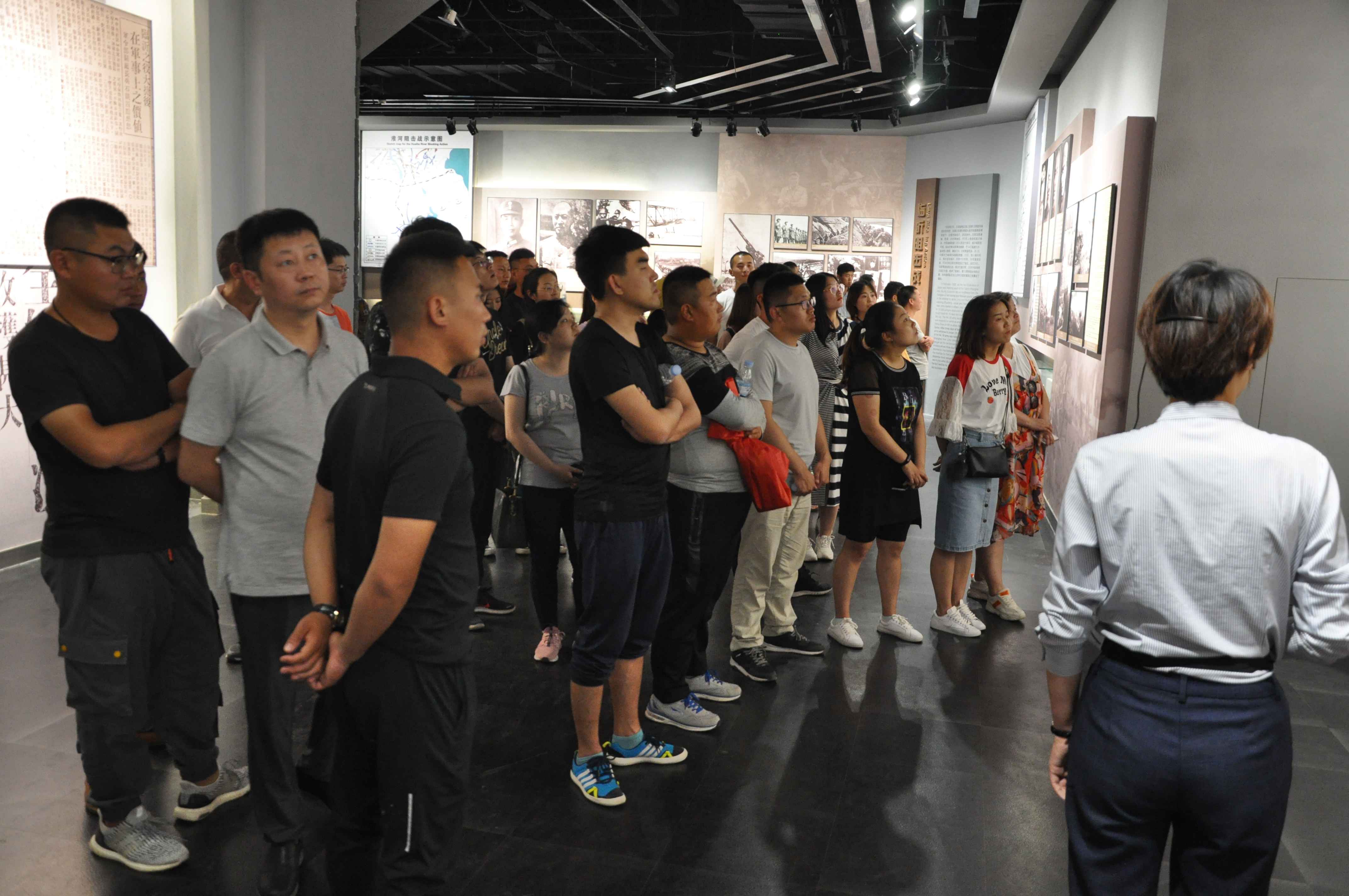 香港正版六台盒宝典资料大全