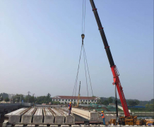 柳园路桥右幅第一联桥面铺装砼浇筑