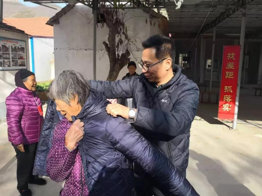 香港正版六台盒宝典资料大全