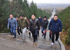 重走铁山路 再铸新坦途 ——基地党支部组织“黑铁山抗日武装起义纪念馆主题党日活动”