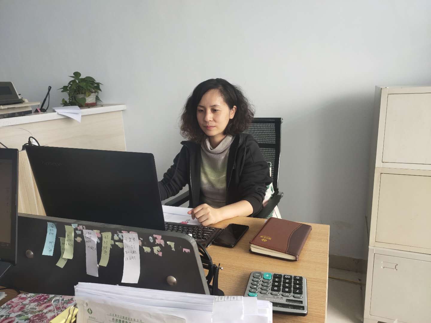 养护公司王金玲_副本.jpg