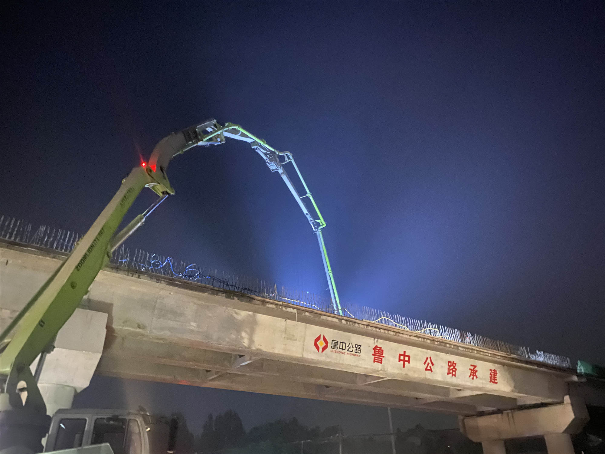 香港正版六台盒宝典资料大全