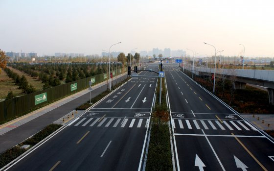 淄博高铁新城站西路项目完成道路施工