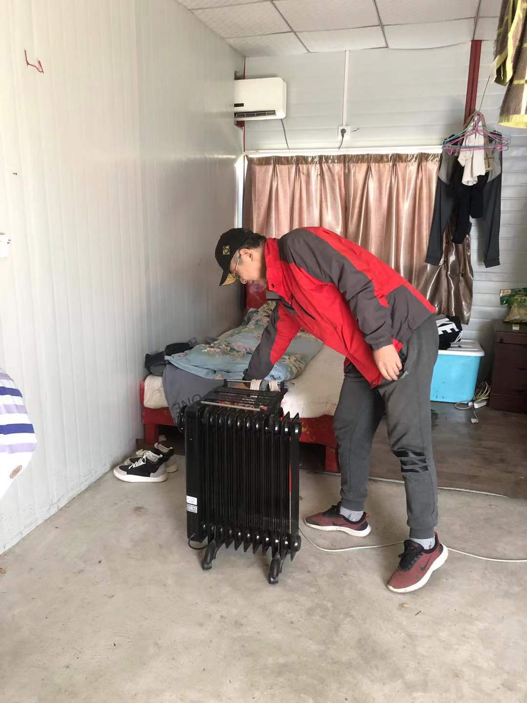 香港正版六台盒宝典资料大全
