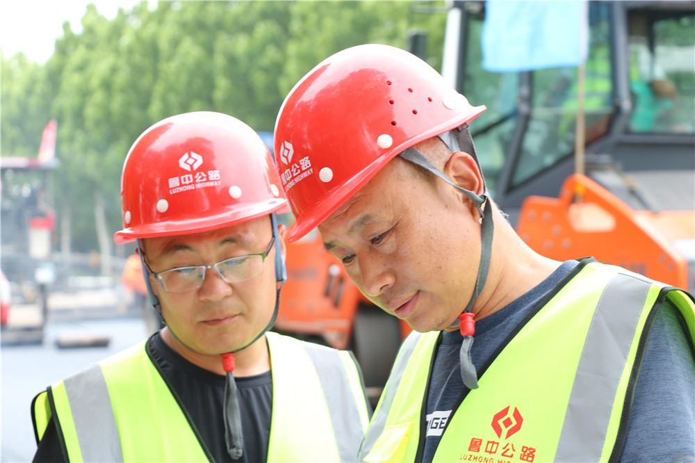 香港正版六台盒宝典资料大全