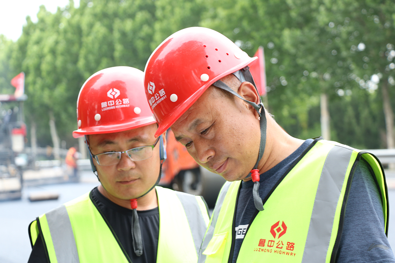 香港正版六台盒宝典资料大全