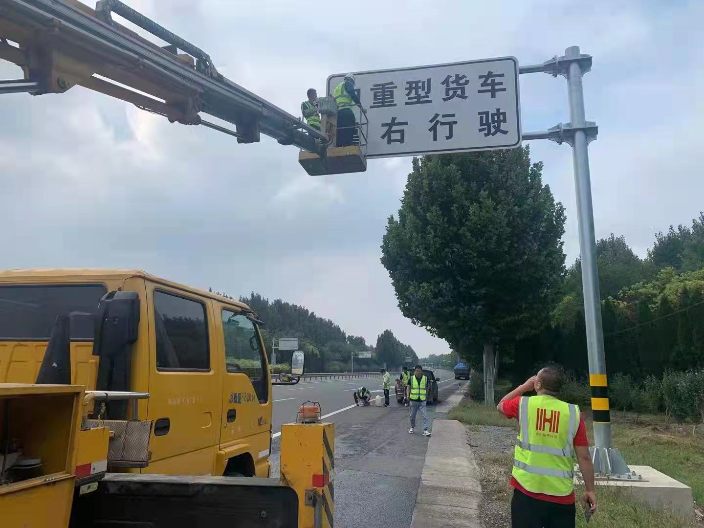 香港正版六台盒宝典资料大全
